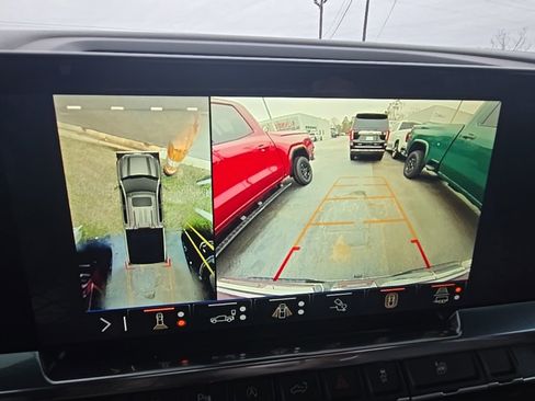 Certified 2024 GMC Sierra 1500 SLT w/ SLT Convenience Package image 19