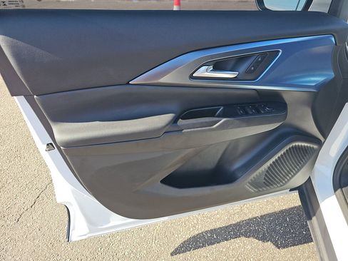 Certified 2025 Chevrolet Equinox EV LT w/ Convenience Package image 16