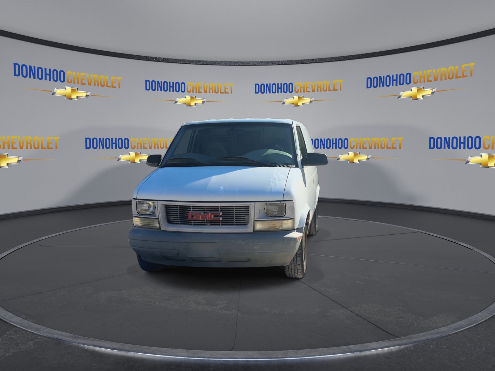 Used 2001 GMC Safari RWD image 7