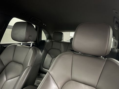 Used 2017 Porsche Macan S image 23