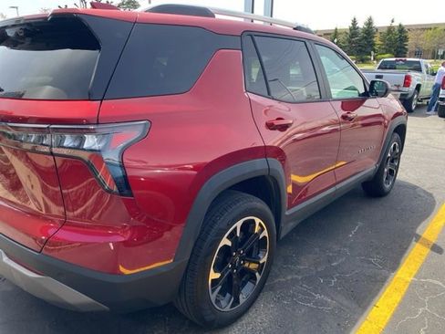 Certified 2025 Chevrolet Equinox LT w/ Convenience Package II AWD/4WD image 4