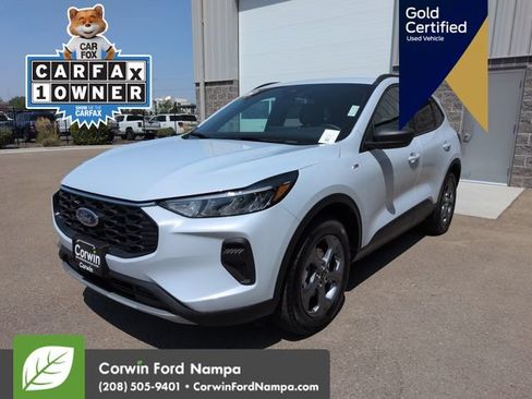 Used 2025 Ford Escape ST-Line w/ Tech Pack #1 AWD/4WD image 9