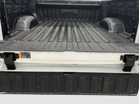 Used 2024 GMC Sierra 3500 SLE w/ SLE Value Package image 23