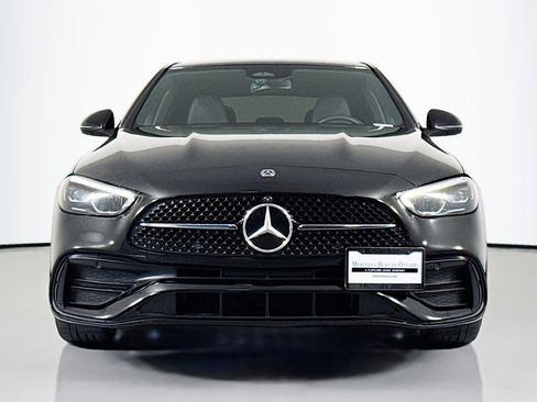 Used 2022 Mercedes-Benz C 300 Sedan image 2