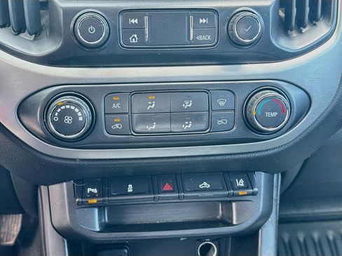 Used 2021 Chevrolet Colorado LT w/ Fleet Safety Package RWD image 17