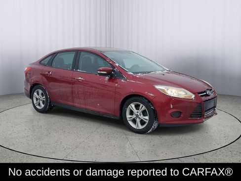 Used 2014 Ford Focus SE image 2