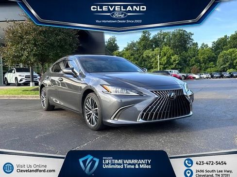 Used 2023 Lexus ES 250 w/ Premium Package AWD/4WD image 1