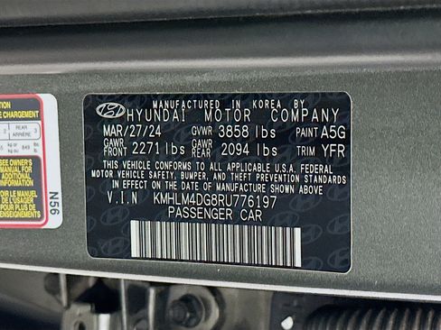 Used 2024 Hyundai Elantra SEL FWD image 12
