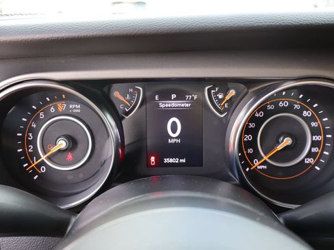 Used 2022 Jeep Gladiator Sport AWD/4WD image 17