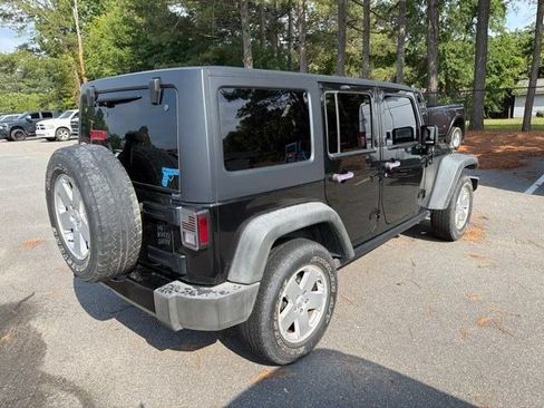 Used 2017 Jeep Wrangler Unlimited Sport AWD/4WD image 5