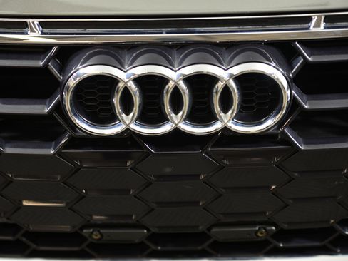 Certified 2023 Audi A5 2.0T Premium w/ Convenience Package image 17