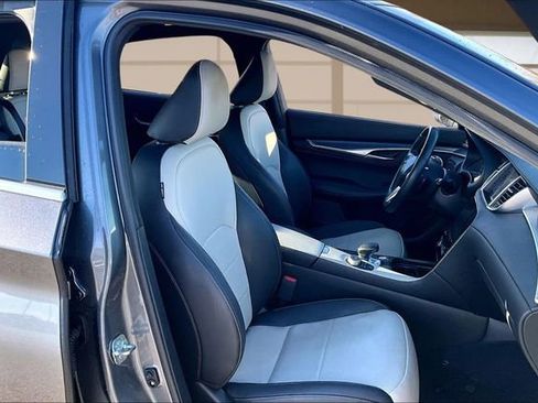 Used 2023 INFINITI QX55 Essential image 7