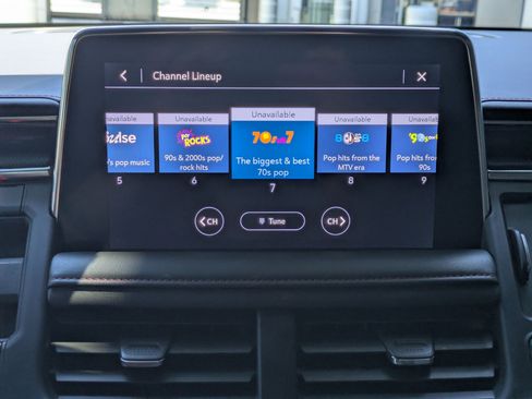 Used 2021 Chevrolet Tahoe RST AWD/4WD image 16