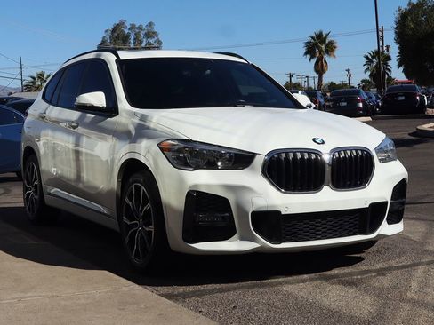 Used 2022 BMW X1 sDrive28i w/ M Sport Package image 14