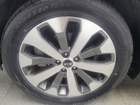 Used 2021 Kia Telluride EX w/ EX Premium Package FWD image 31