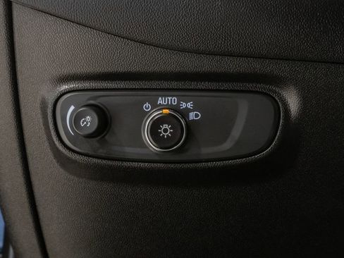 Used 2022 Chevrolet Equinox LT AWD/4WD image 15