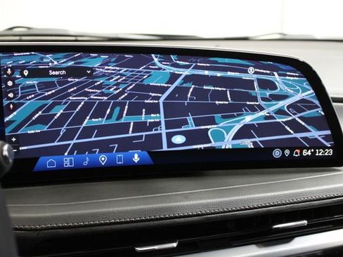 Certified 2024 Cadillac XT4 Premium Luxury image 18