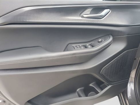 New 2025 Jeep Grand Cherokee L Laredo image 41