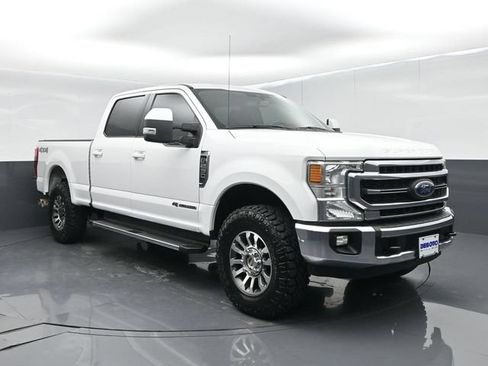 Used 2020 Ford F250 Lariat AWD/4WD image 2