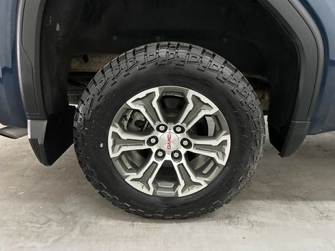 Used 2019 GMC Sierra 1500 SLE w/ SLE Value Package AWD/4WD image 60