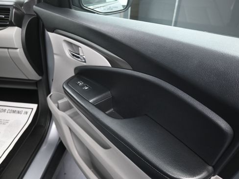 Used 2021 Honda Pilot Special Edition image 26