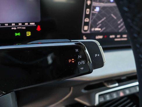 New 2026 Audi Q3 quattro 2.0T image 24