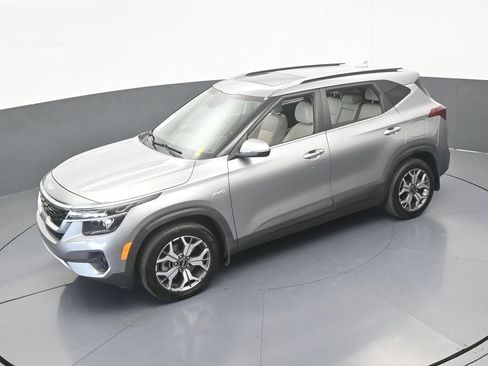 Used 2022 Kia Seltos EX AWD/4WD image 50