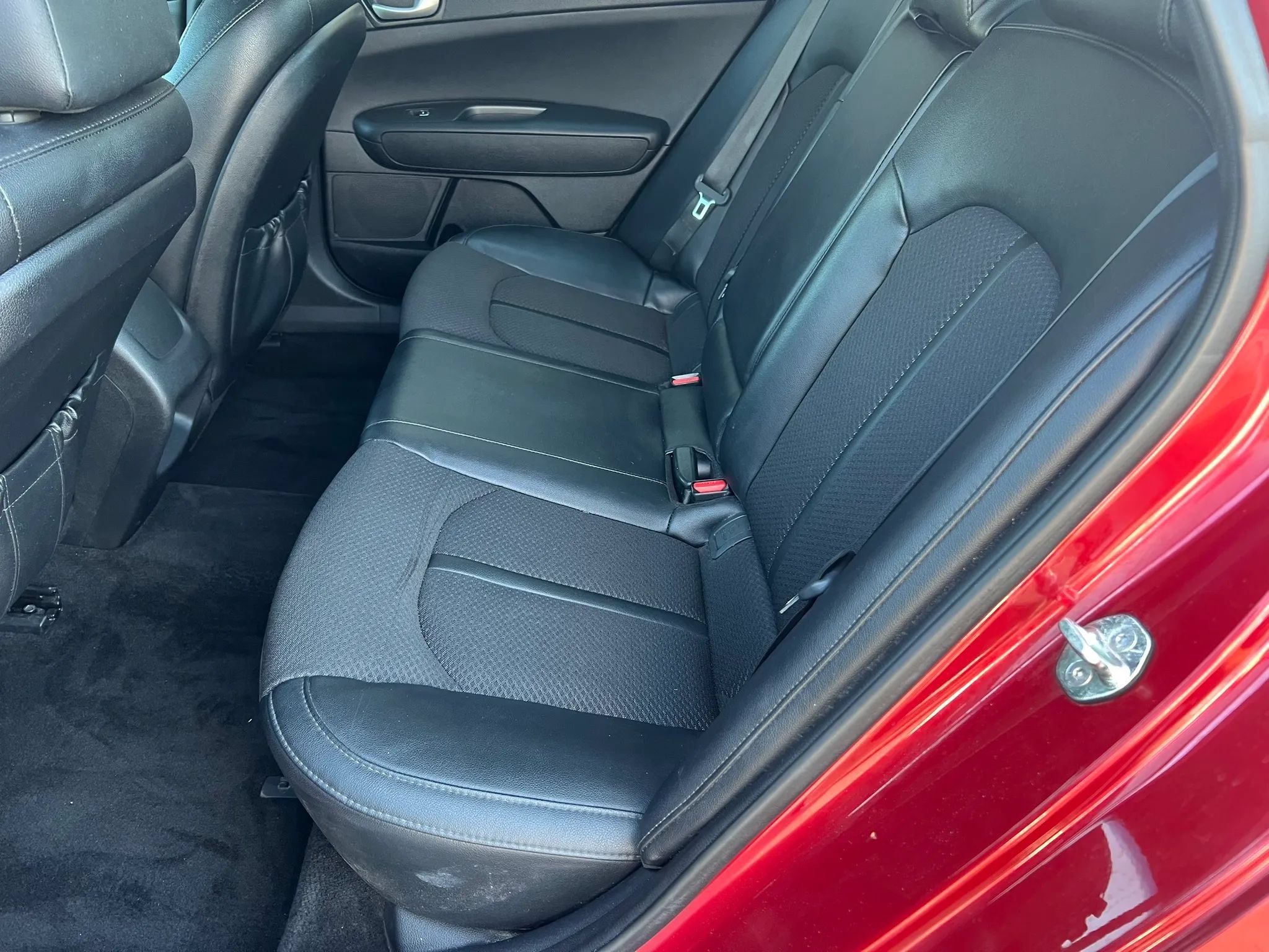 Used 2018 Kia Optima S w/ Panoramic Sunroof Package FWD image 11