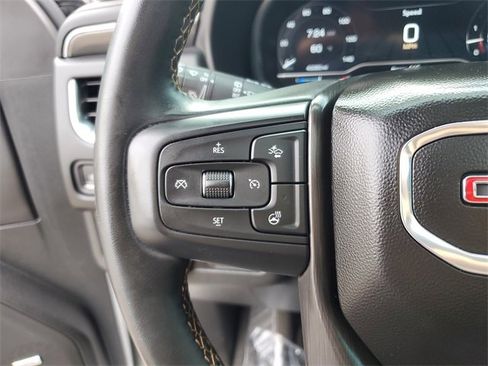 Used 2024 GMC Yukon AT4 w/ Technology Package image 28