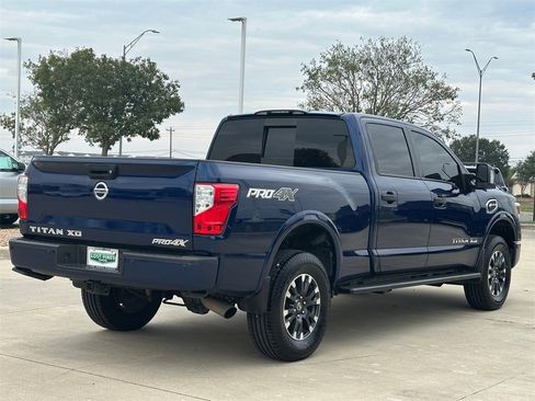Used 2019 Nissan Titan PRO-4X w/ Pro-4x Convenience Package image 6