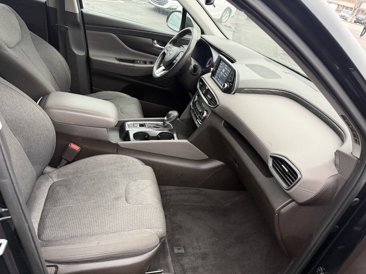 Used 2019 Hyundai Santa Fe SEL w/ Cargo Package FWD image 17