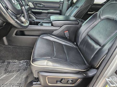 Used 2019 RAM 1500 Limited AWD/4WD image 16
