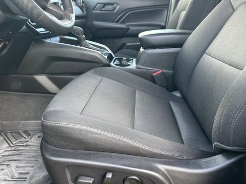 Certified 2023 Chevrolet Colorado Trail Boss w/ Advanced Trailering Package image 10