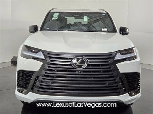 New 2026 Lexus LX 700h Luxury image 8