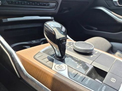Used 2021 BMW 330i xDrive Sedan w/ Premium Package AWD/4WD image 10