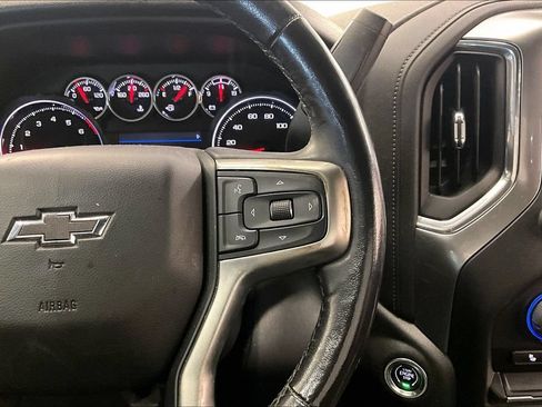 Used 2022 Chevrolet Silverado 1500 LT Trail Boss w/ Convenience Package II AWD/4WD image 18