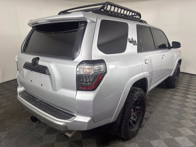 Used 2022 Toyota 4Runner TRD Off-Road Premium w/ TRD Black Wheel Package (TMS) AWD/4WD image 3