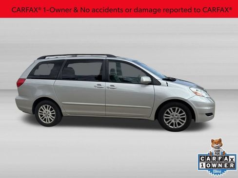 Used 2008 Toyota Sienna XLE FWD image 3