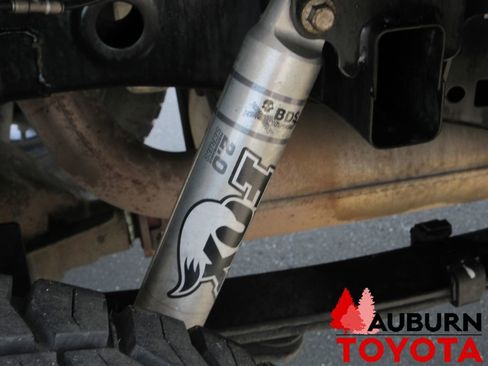 Used 2015 Ford F150 XLT w/ Equipment Group 302A Luxury image 5