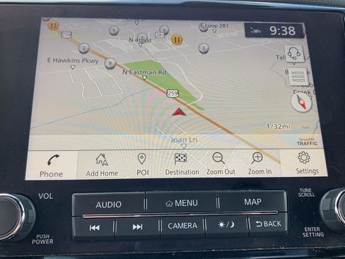 Used 2021 Nissan Titan PRO-4X w/ Pro-4x Convenience Package image 6