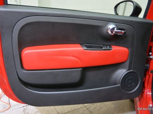 Used 2013 FIAT 500 Abarth w/ Comfort/Convenience Group FWD image 9