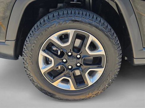 Used 2018 Jeep Compass Trailhawk w/ Leather Interior Group image 21