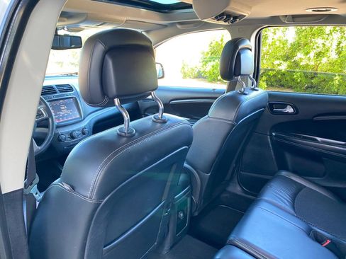 Used 2016 Dodge Journey Crossroad w/ Popular Equipment Group image 34