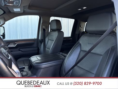 Used 2024 GMC Sierra 3500 Denali w/ Denali Reserve Package image 19