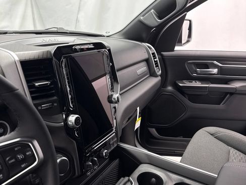 New 2026 RAM 1500 Big Horn AWD/4WD image 21