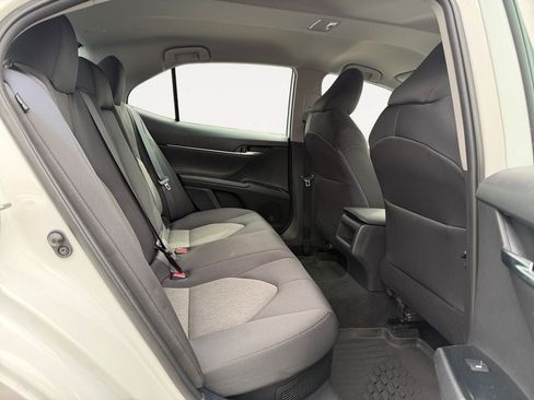 Used 2020 Toyota Camry LE FWD image 23