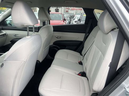 Certified 2025 Hyundai Tucson SEL image 11