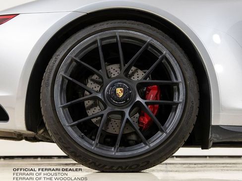 Used 2019 Porsche 911 Targa 4 GTS AWD/4WD image 21