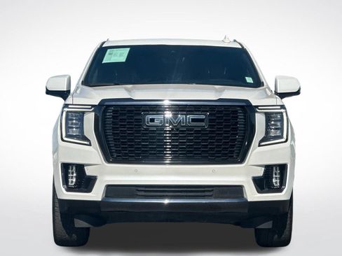 Used 2023 GMC Yukon Denali Ultimate AWD/4WD image 8