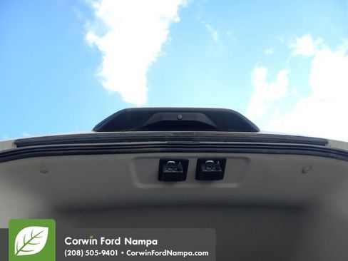 Used 2020 Ford Transit 350 XLT image 26